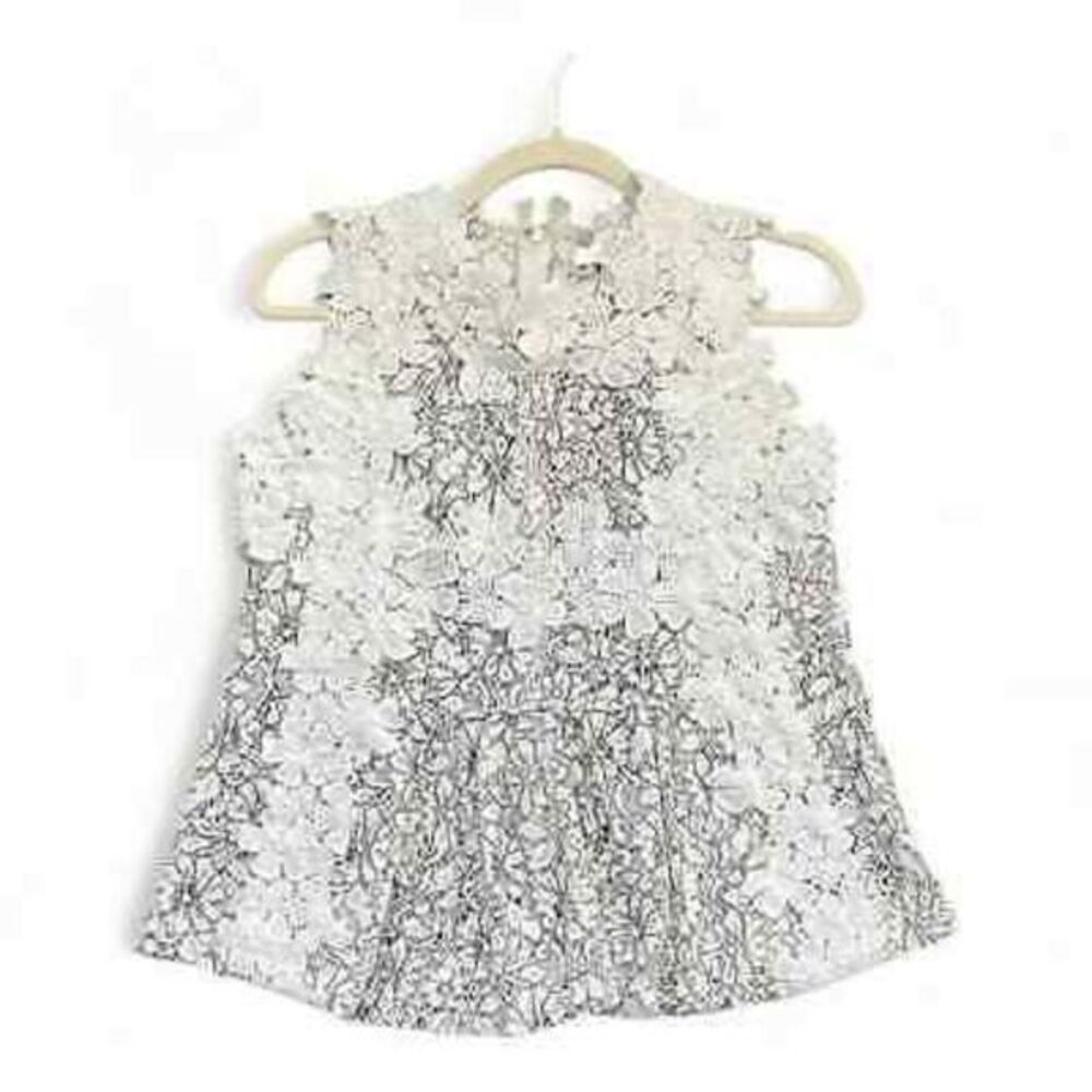 Aqua Sleeveless Navy and White Lace‎ Top Size Medium